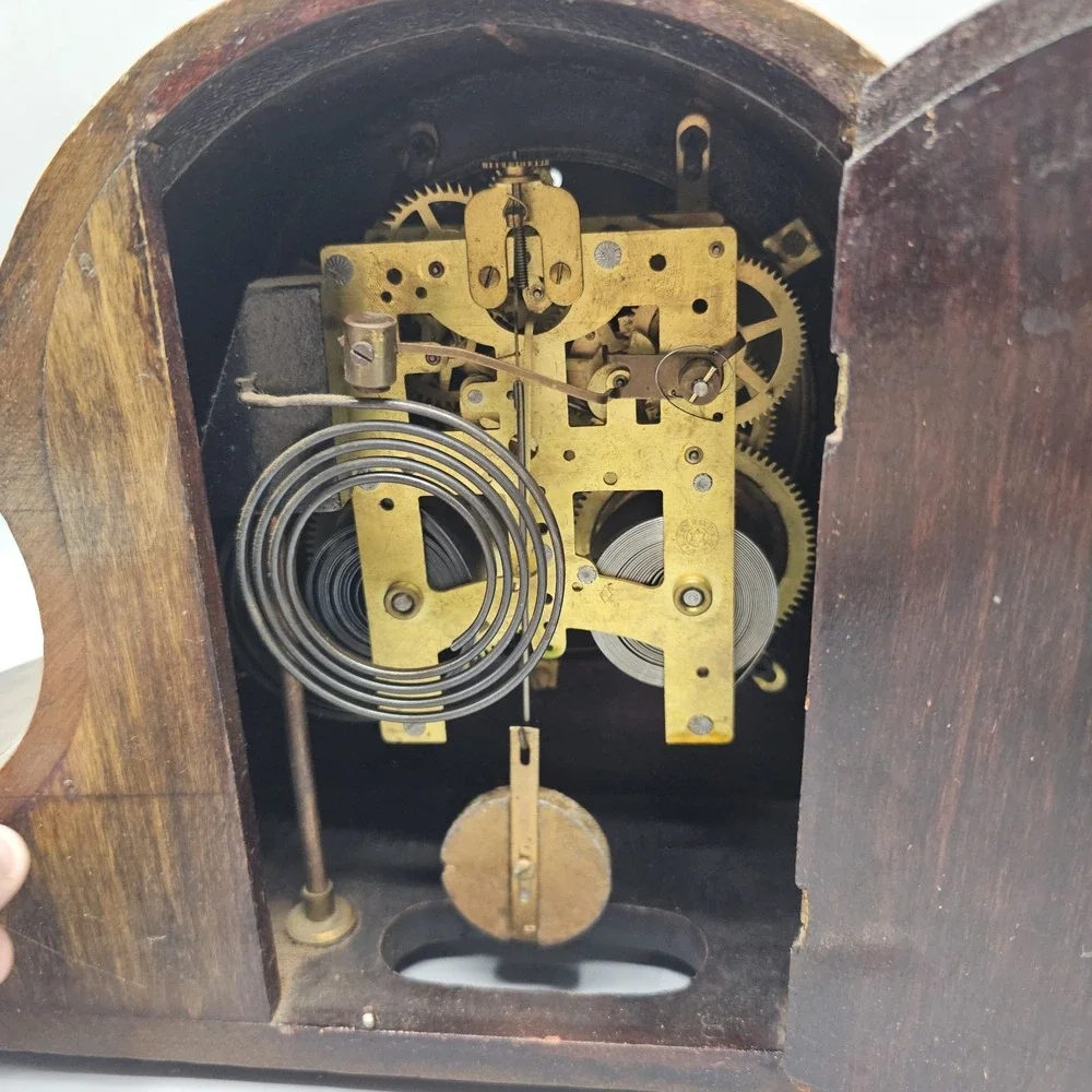 Antique 20's 30s New Haven Clock Co Wood Mantle Clock Not Working HAVE KEY